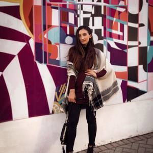 Meet your Posher, Olia